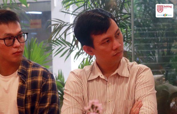 Thầy Nguyễn Hoài Linh - Giám đốc Đào tạo của FPT Jetking