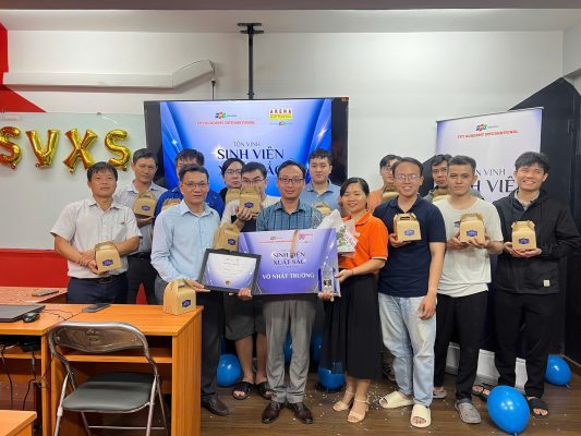 Tôn vinh sinh viên xuất sắc kỳ Spring 2025 – Khoảnh khắc ghi dấu hành trình trưởng thành tại FPT Jetking