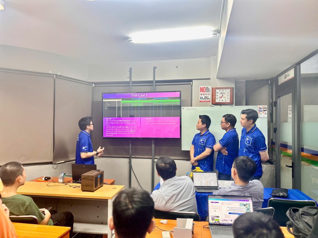 Hệ thống EQ âm thanh – Điều khiển bass, treble qua giao tiếp I2C: đồ án cuối kỳ ấn tượng của sinh viên FPT Jetking