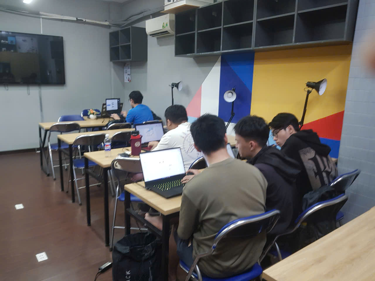 Đồ án kỳ 4 tại FPT Jetking: Cơ hội giúp sinh viên rèn luyện kỹ năng thực chiến trong lĩnh vực an ninh mạng.
