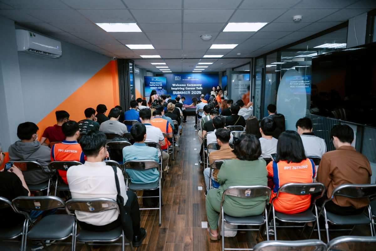Sinh viên FPT Jetking tham dự khai giảng học kỳ Summer 2025 ngay trong lễ khai trương cơ sở mới
