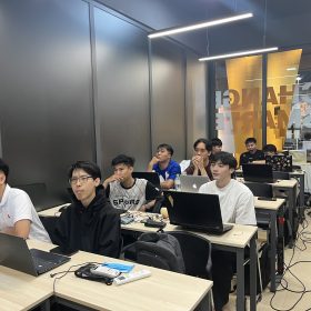 Trải nghiệm thực hành thiết kế mạch khuếch đại âm thanh của sinh viên lớp C2505E