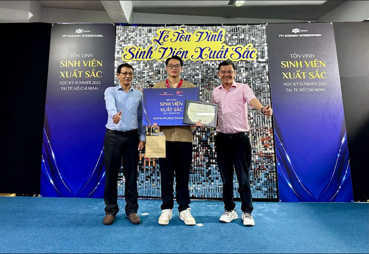 Sinh viên xuất sắc kỳ Summer 2025 - Huỳnh Phương Thanh Phát: Không ngừng học hỏi, không ngại thay đổi, không bỏ cuộc