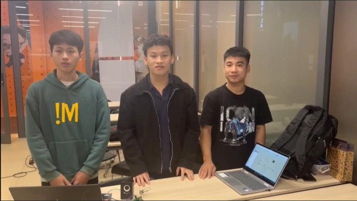 Hành trình thực hành hàn mạch điện tử của sinh viên ngành chip Design tại FPT Jetking