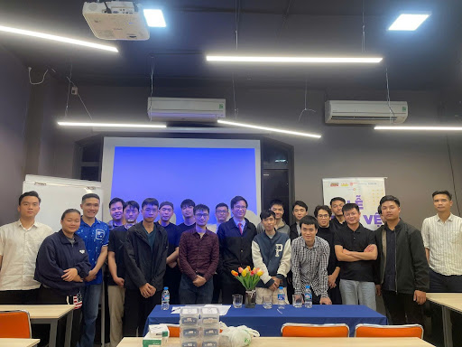 Sinh viên xuất sắc Vũ Khắc Hải