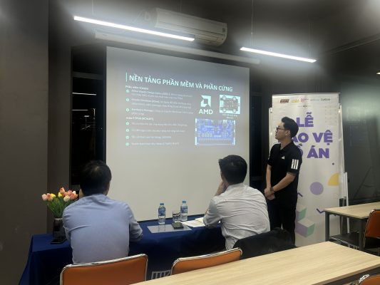 Hệ thống điều khiển đèn giao thông thông minh