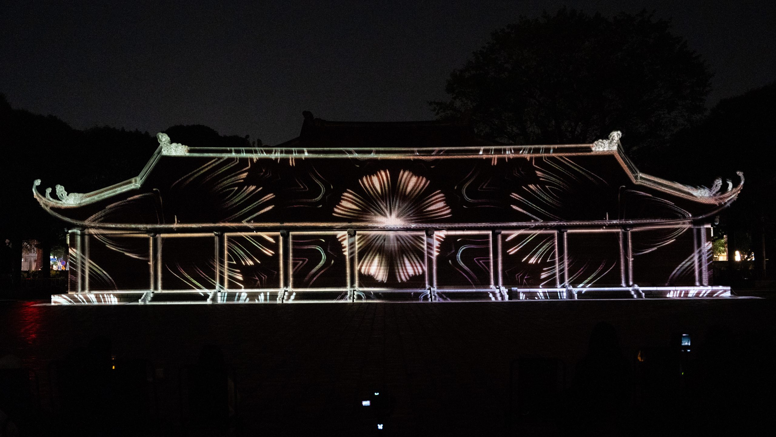 Tour đêm Văn Miếu Quốc Tử Giám.