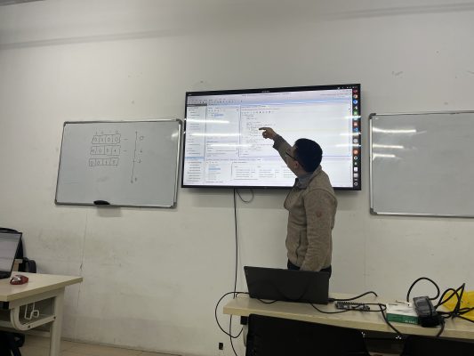 Hành trình học tập của lớp C2505E