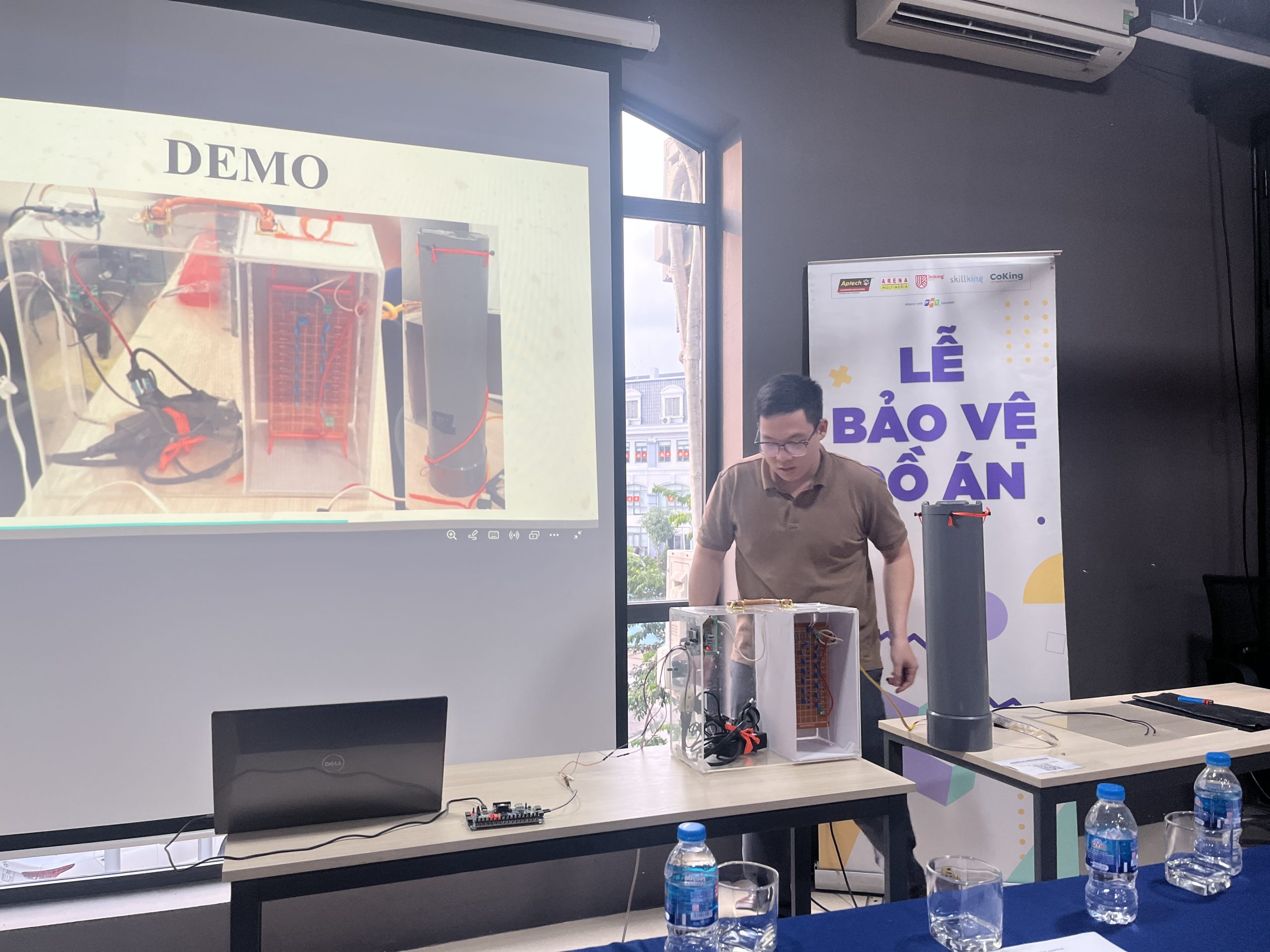 Lễ bảo vệ đồ án kỳ 2 lớp C2505E