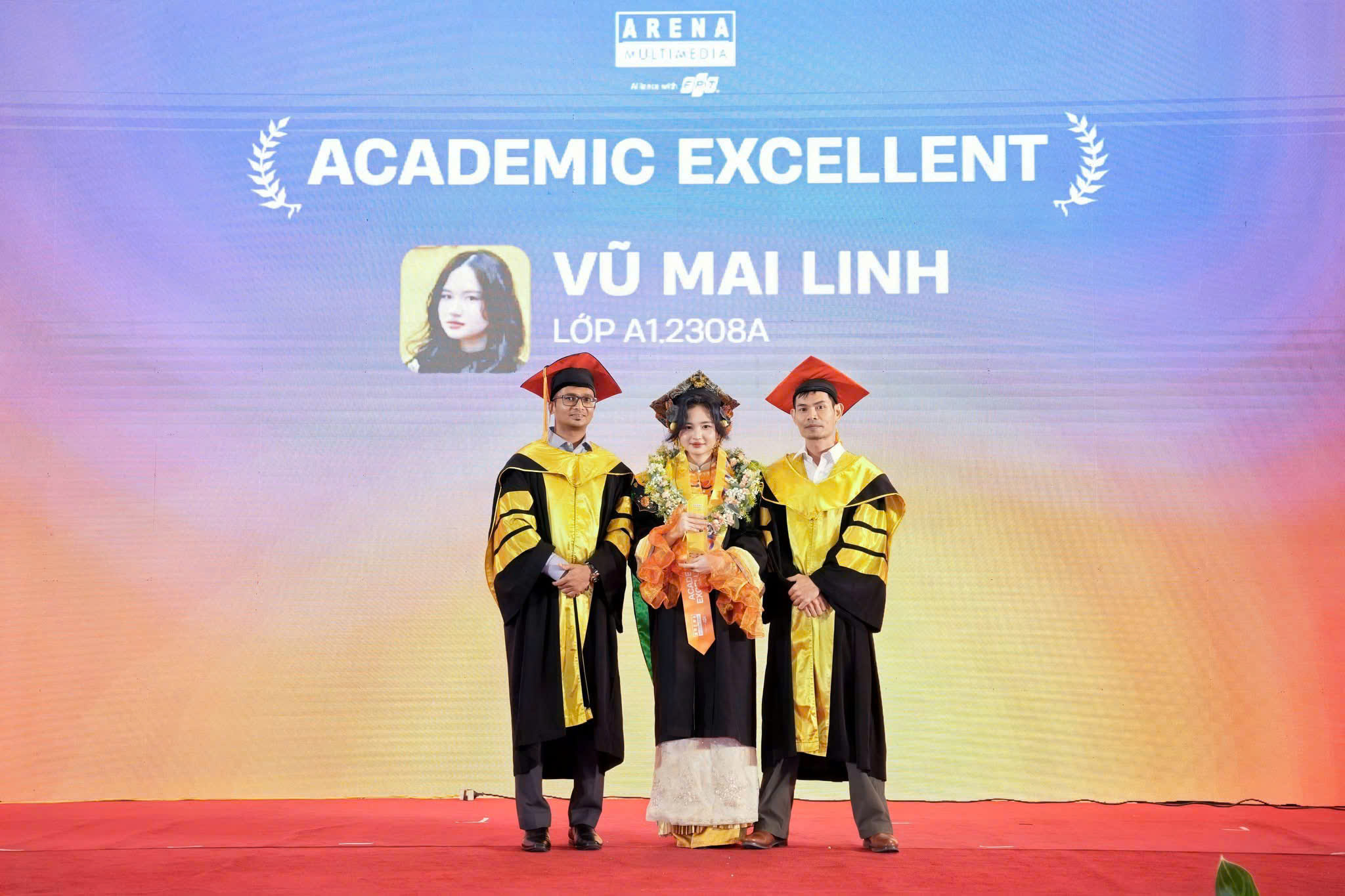 Sinh viên Vũ Mai Linh