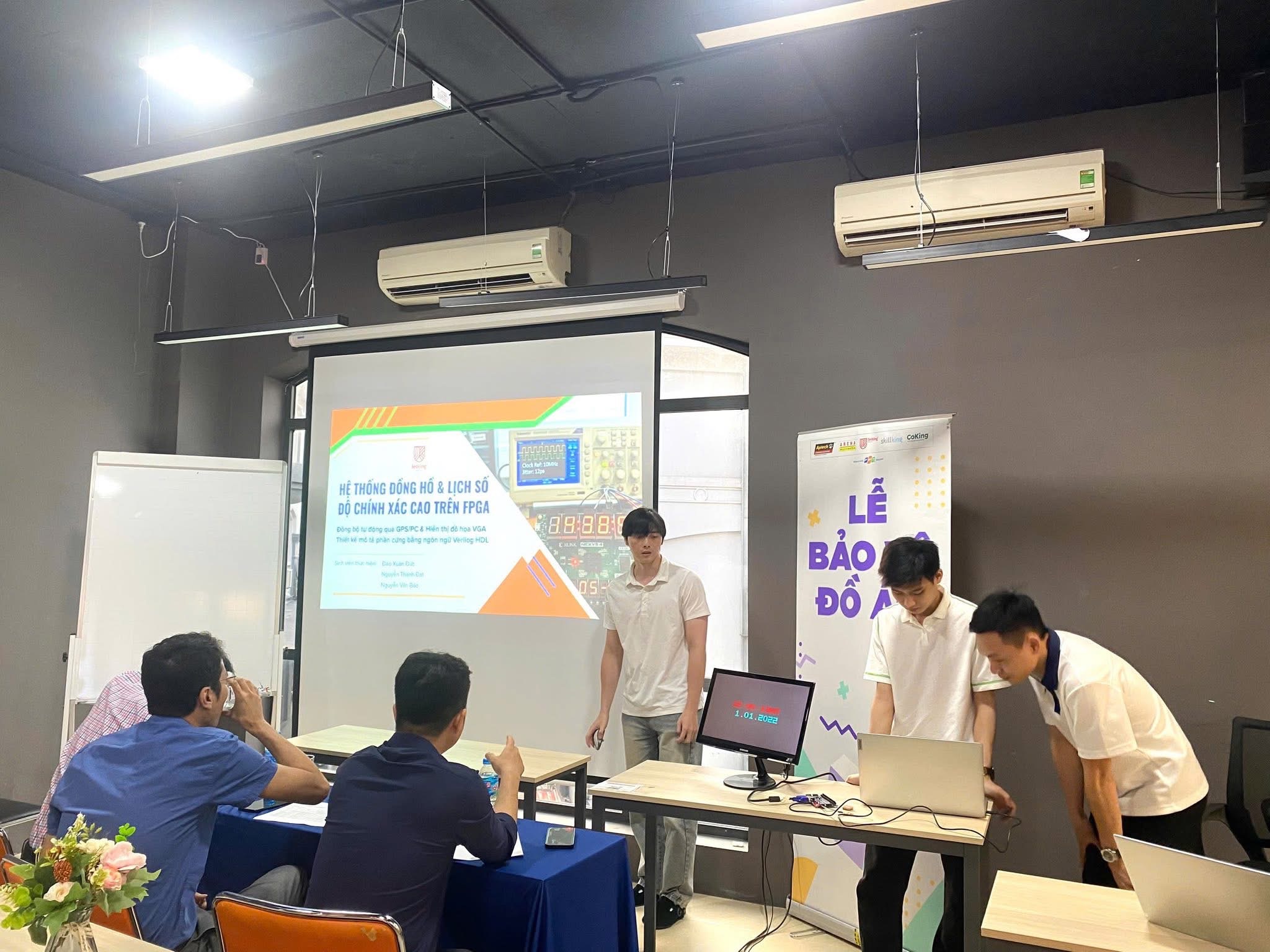 Hệ thống đồng hồ và lịch số độ chính xác cao trên FPGA